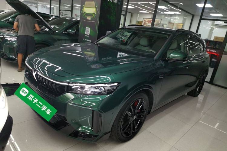 Used VOYAH FREE 2025 318 259 km All-Wheel-Drive Exploration Edition