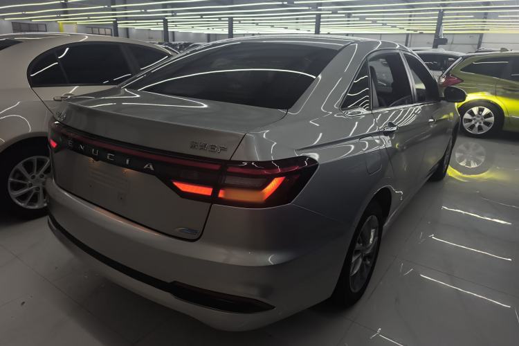 Used Venucia D60 2021 PLUS 1.6L XL CVT Yue Ling Edition Rear Right 45 Deg