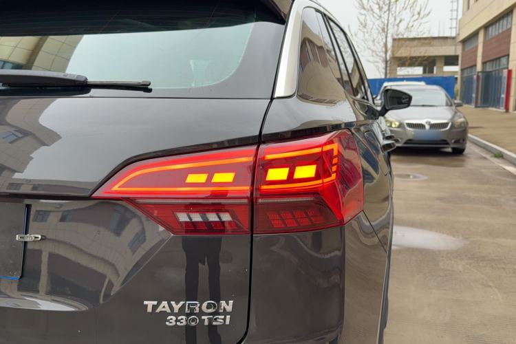 Used Volkswagen Tayron 2019 330TSI Two-Wheel Drive Luxury Model China VI Standard Exterior 2