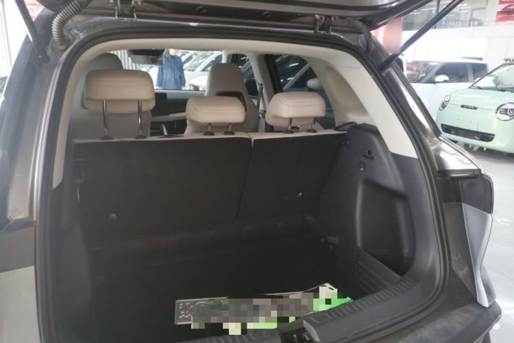 Used BYD Yuan UP 2025 Intelligent Driving Version 401 km Leading Edition Trunk