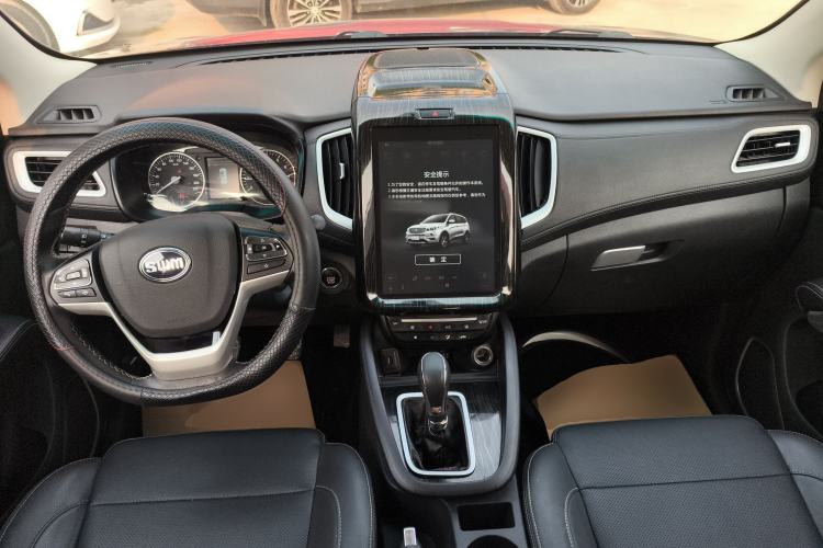 Used SWM X7 2018 1.5T Manual Luxury Version 7 Seats
