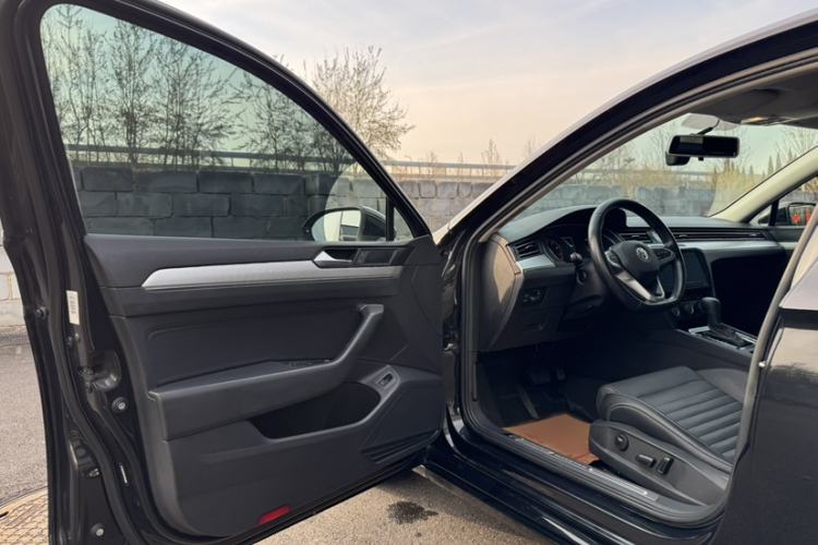 Used Volkswagen Magotan 2020 280TSI DSG Comfort Edition
