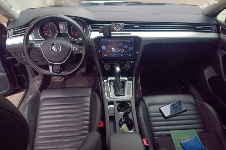 Used Volkswagen Magotan 2018 330TSI DSG Advanced Model
