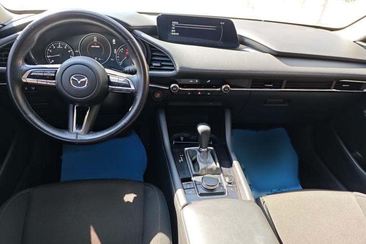 Used Mazda 3 Axela 2021 2.0L Automatic ZhiXuan Edition Interior 1