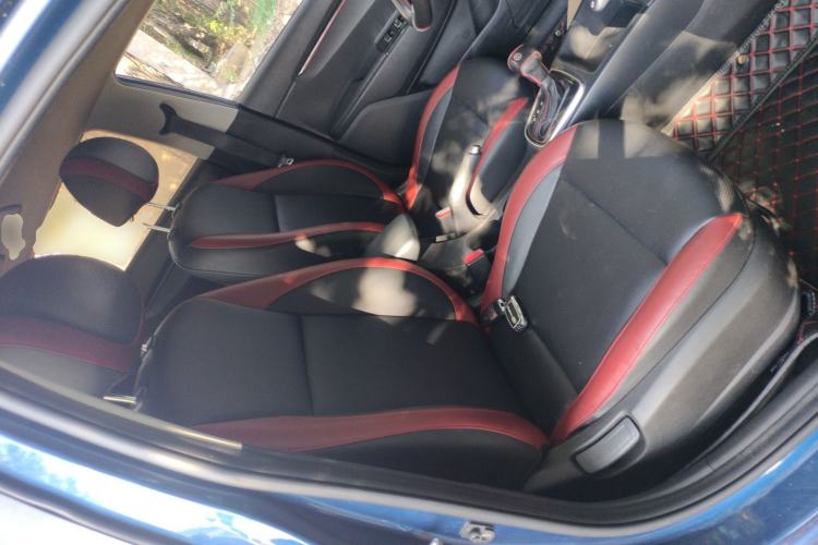 Used Kia KX Cross 2017 1.4L AT GLS
