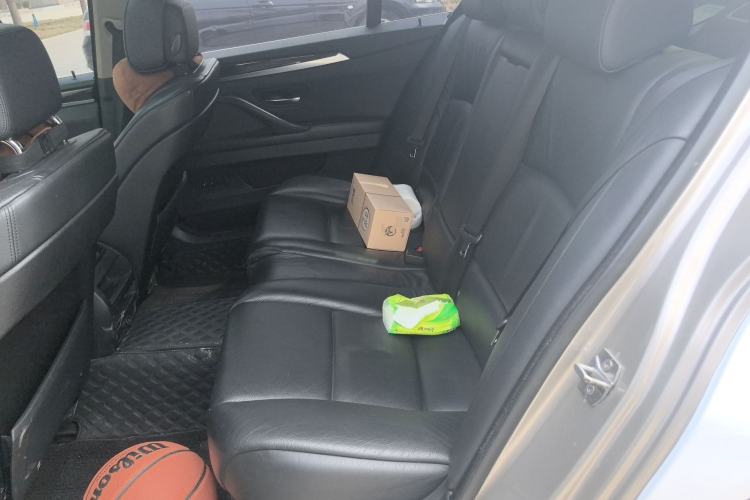 Used BMW 5 Series 2013 525Li Leading Model