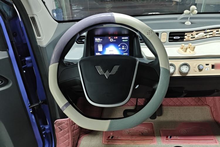 Used Wuling Hongguang MINIEV 2022 Macaron Colorful Edition Lithium-Ion Battery
