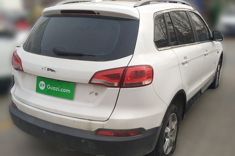 Used Zotye Domy X5 2015 1.5T Manual Luxury Version China IV Standard
