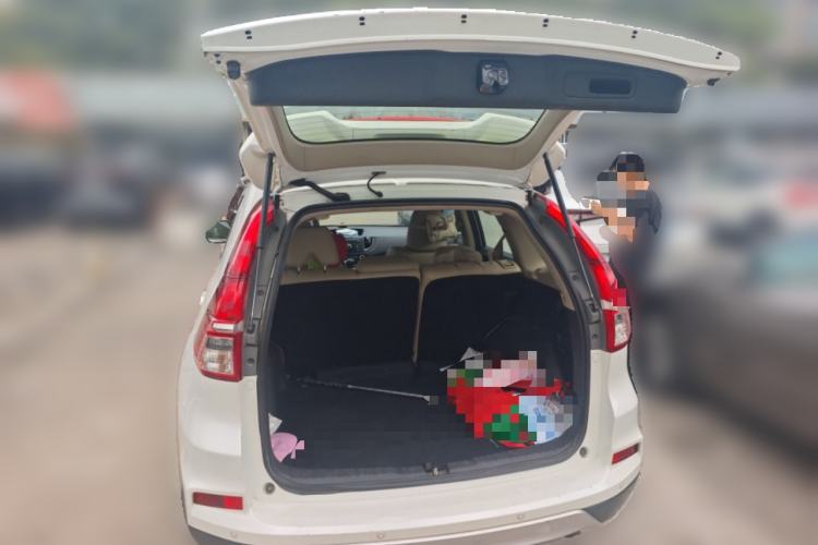 Used Honda CR-V 2015 2.0L two-wheel drive urban version Trunk