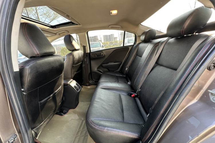 Used Honda Greiz 2016 1.5L CVT Fashion Edition