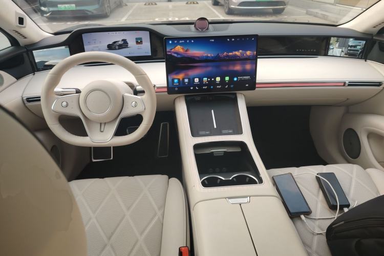 Used Hima Stelato S9 2025 Extended-Range Ultra Center Console