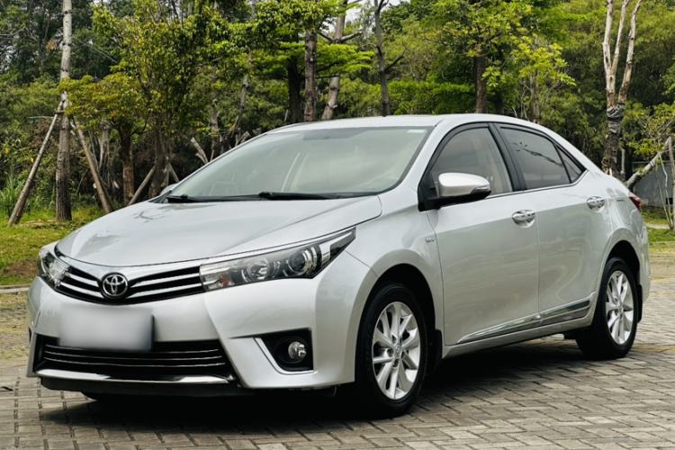 Used Toyota Corolla 2014 1.8L CVT GLX-i
