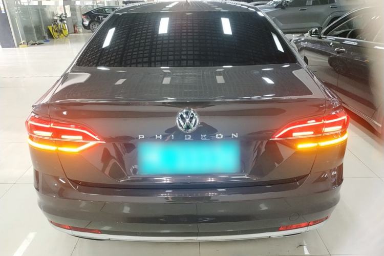 Used Volkswagen Phideon 2016 480 V6 4x4 Executive Flagship Edition
