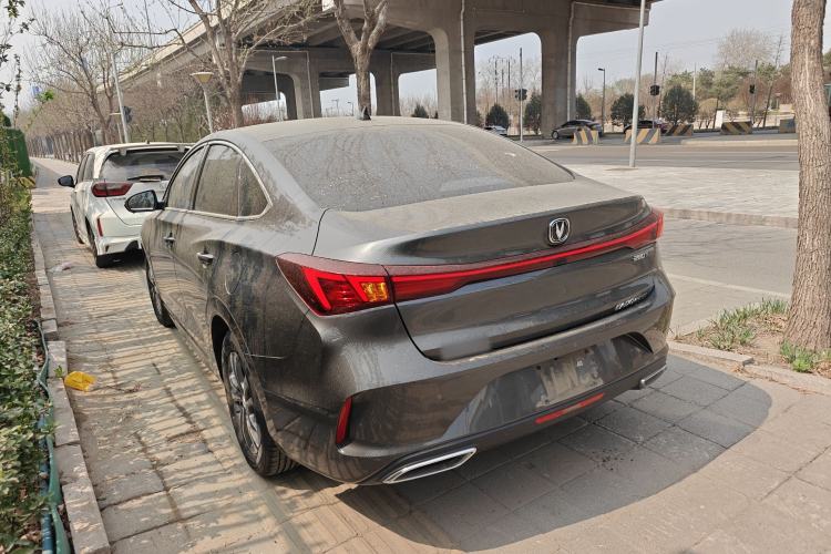 Used CHANGAN Eado 2023 Changan Edition PLUS Blue Whale NE 1.4T GDI DCT Prestige Version