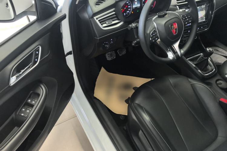 Used Roewe i5 2020 1.5L Manual 4G Connect Leehao Flagship Edition