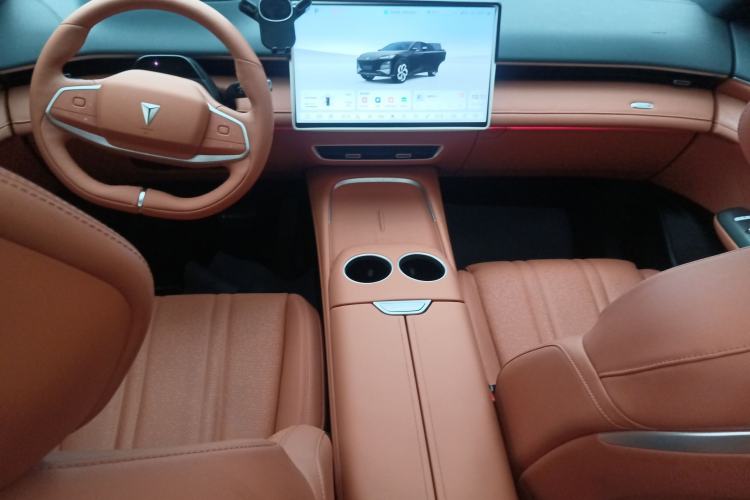 Used Deepal S07 2025 215Max Huawei Qiankun Intelligent Driving ADS SE Range-Extended Version Center Console