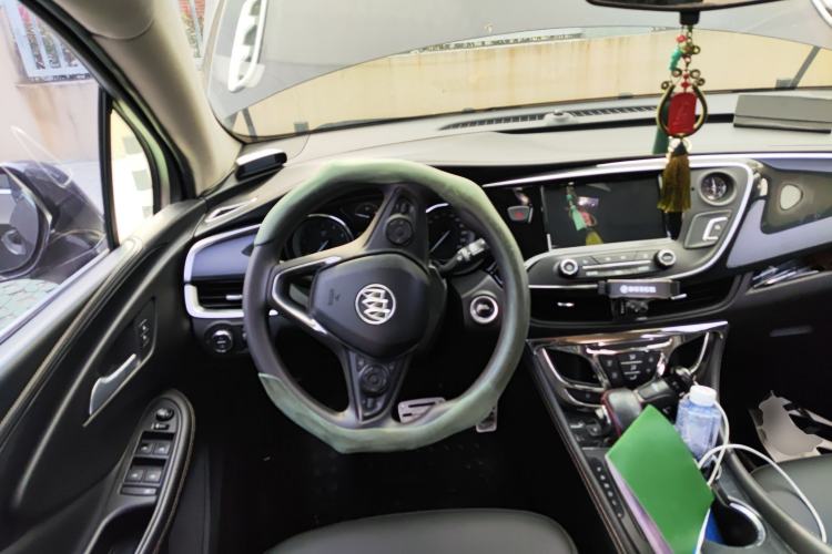 Used Buick Envision 2015 20T Two-Wheel-Drive Leading Model
