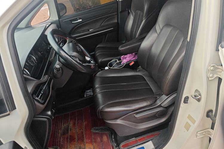 Used GAC Trumpchi M6 2019 270T Automatic Luxury Edition (6-seater) - China V Standard
