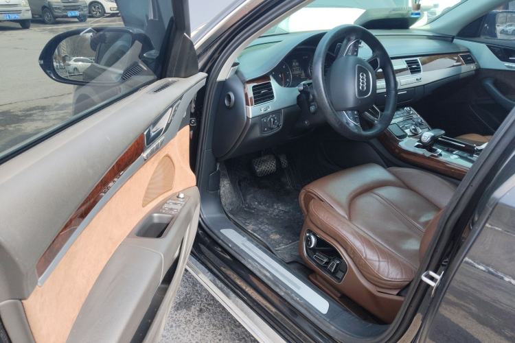 Used Audi A8 2012 A8L 45 TFSI quattro Comfort model
