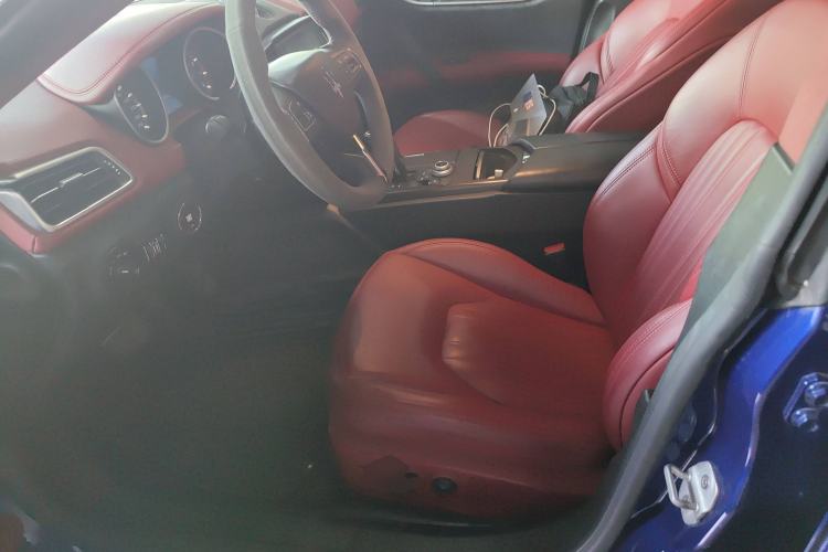 Used Maserati Ghibli 2019 3.0T Luxury Edition China VI Standard
