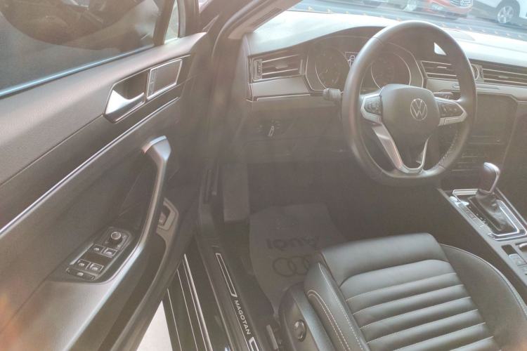 Used Volkswagen Magotan 2020 330TSI DSG Leading Model