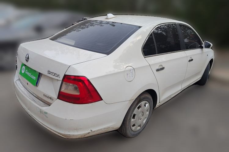 Used Skoda Rapid 2015 1.4L Manual Enjoyment Model Rear Right 45 Deg