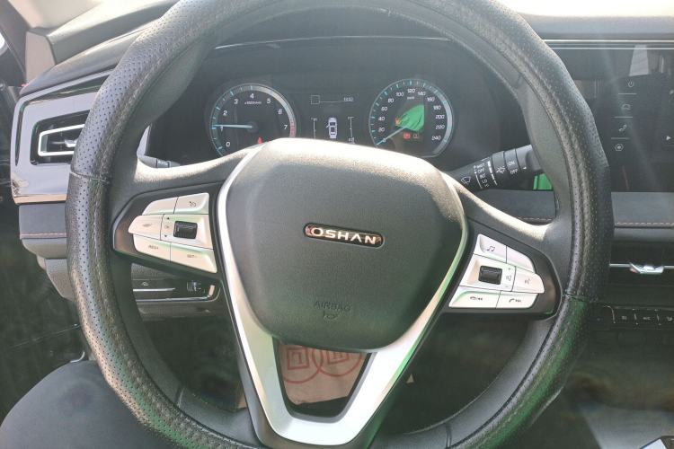 Used Oshan X7 PLUS 2022 1.5T Manual Luxury Version
