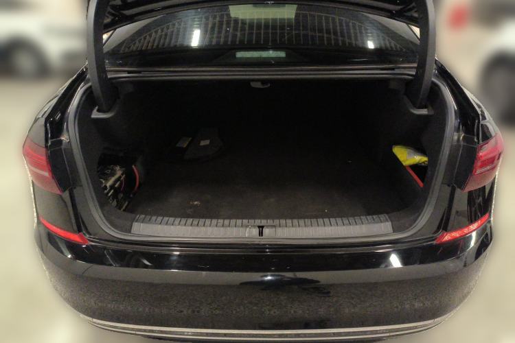 Used Volkswagen Passat New Energy  Trunk