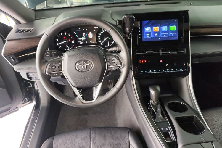 Used Toyota Avalon 2023 2.0L Premium Edition Steering Wheel