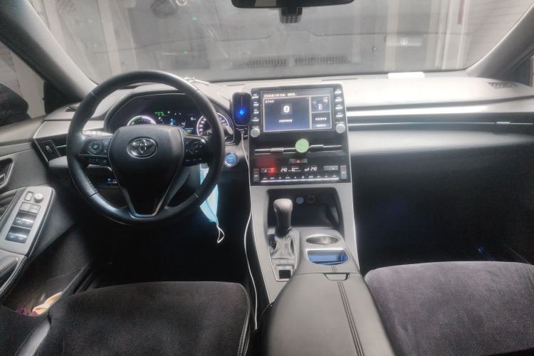 Used Toyota Avalon 2019 Dual-Engine 2.5L XLE Prestige Version China VI Standard