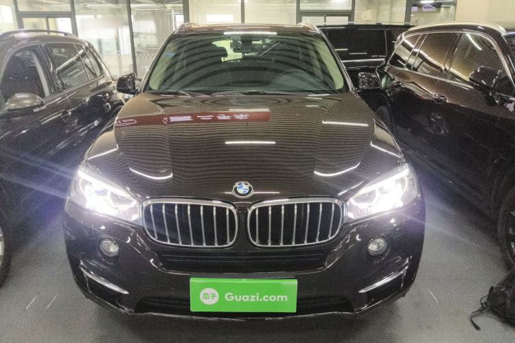 Used BMW X5 2018 xDrive28i Front