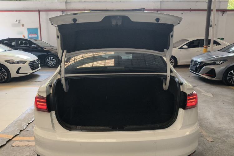 Used Volkswagen Bora 2019 1.5L Automatic Comfort Model Trunk