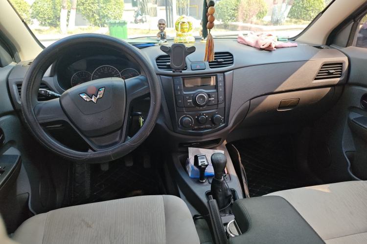 Used Wuling Hongguang 2020 1.2L S Base Model China VI LSI