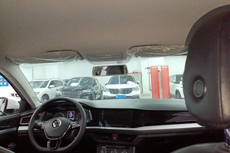 Used Volkswagen Bora 2021 1.5L Manual Fashion Smart Connect Edition Headliner