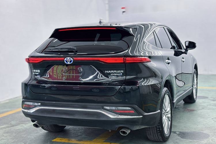 Used Toyota Harrier 2023 Dual-Motor 2.5L CVT 4x4 Deluxe Edition