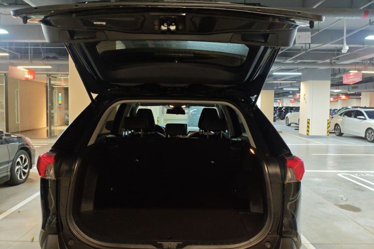 Used Toyota RAV4 2022 2.0L CVT Two-Wheel Drive Fashion Edition
