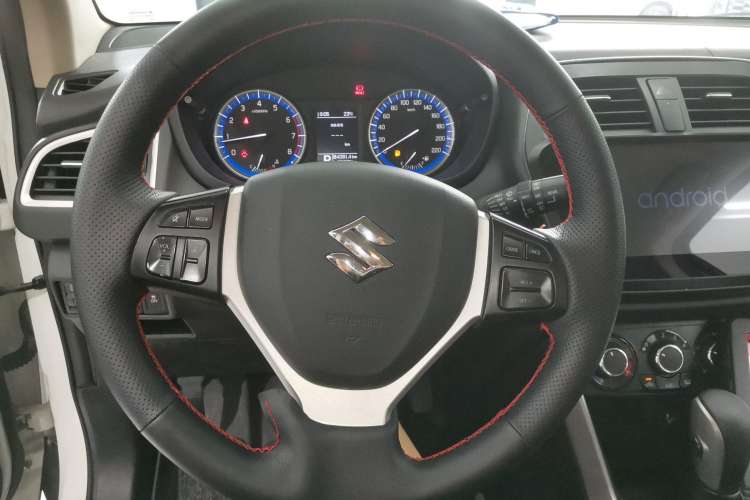 Used Suzuki S-Cross 2015 1.6L CVT Two-Wheel Drive Entry-Level Trim