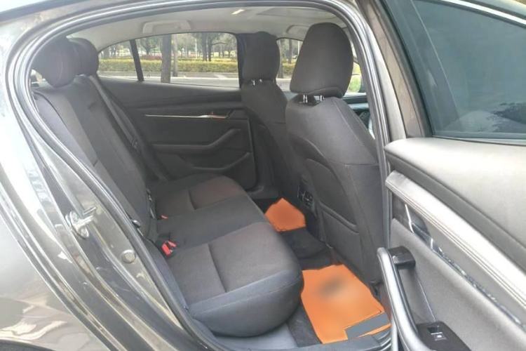 Used Mazda 3 Axela 2021 2.0L Automatic ZhiXuan Edition Interior 2