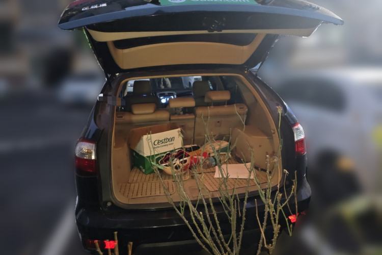 Used BYD S6 2014 2.0L Manual Luxury 5-Seater