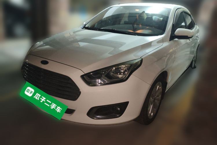 Used Ford Escort 2015 1.5L Automatic Fashion Model