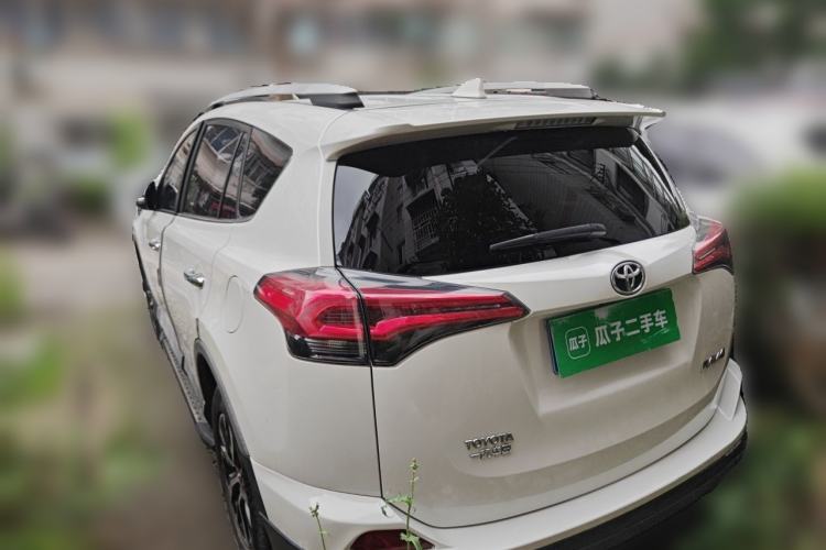 Used Toyota RAV4 2016 2.0L CVT Two-Wheel Drive Smart Edition China V Standard Rear Left 45 Deg