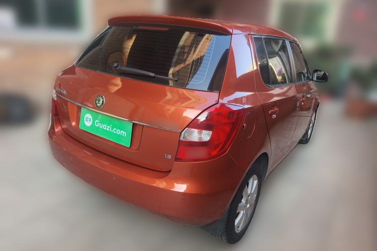 Used Skoda Fabia 2011 1.6L Automatic Crystal Edition