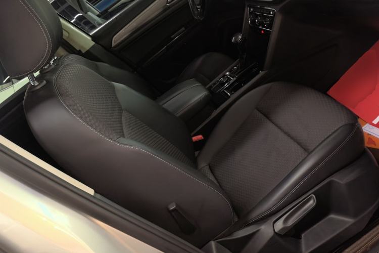 Used Volkswagen Teramont 2019 380TSI Four-Wheel Drive Comfort Edition China V Standard Right Front Seat