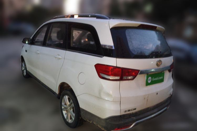 Used HYOSOW H3 2015 1.5L manual luxury version
