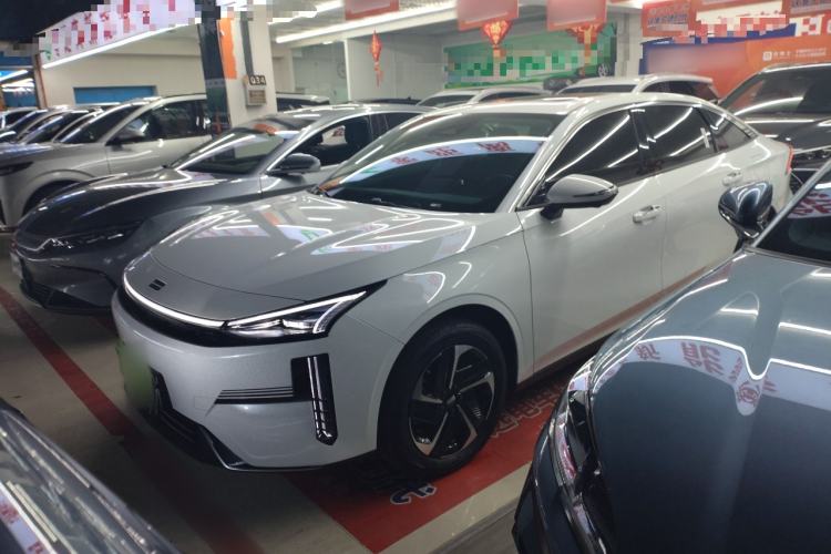 Used Geely Galaxy L6 2025 EM-i 140km Explorer+ Edition