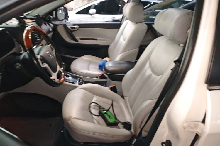 Used Luxgen Great 7 SUV 2015 2.2T Two-Wheel-Drive ZhiZun Version
