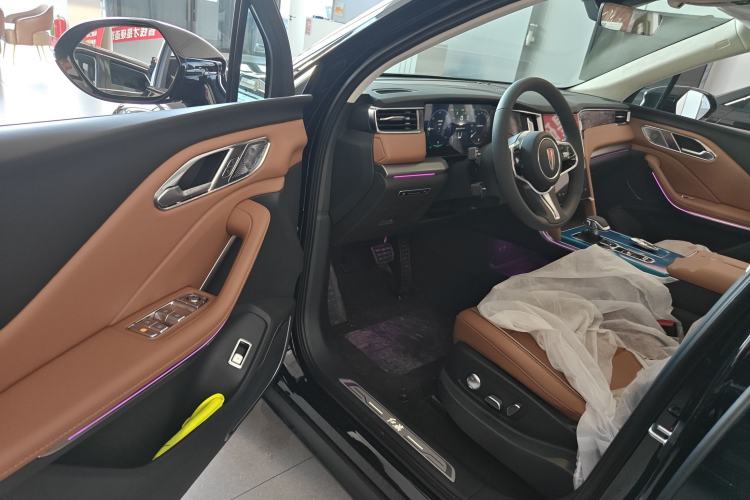 Used Hongqi HS7 PHEV 2025 Model 2.0T PHEV Four-Wheel Drive 2 Million Units Commemorative Edition 6-Seater