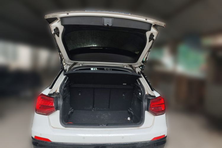 Used Audi Q2L 2018 35 TFSI Launch Exclusive Edition China V