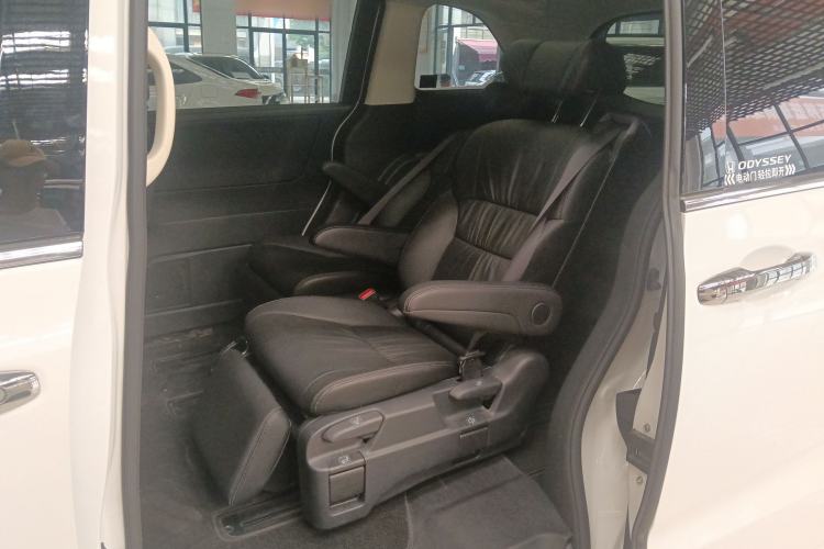 Used Honda Odyssey 2024 2.0L eHEV Sharp·Luxury Edition Left Rear Seat