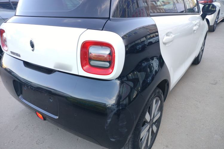 Used ORA Black Cat 2019 351 km Family Edition Right Rear Taillight